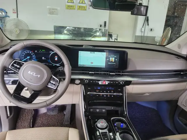KIA CARNIVAL NEW CARNIVAL 2023