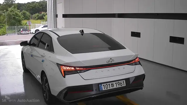 HYUNDAI AVANTE 2025