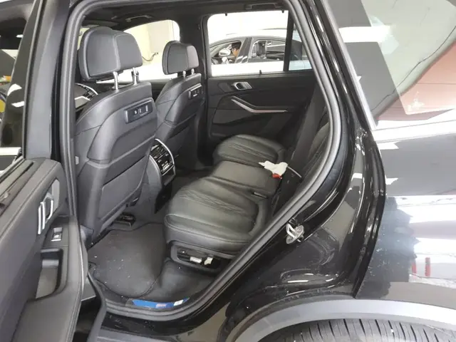 BMW X5 2023