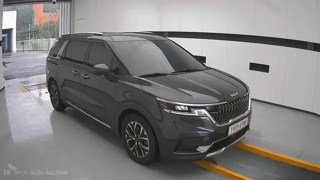 KIA CARNIVAL NOBLESSE 2022