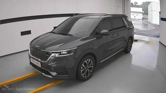 KIA CARNIVAL NOBLESSE 2022