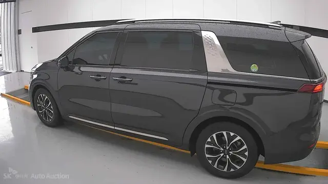 KIA CARNIVAL NOBLESSE 2022