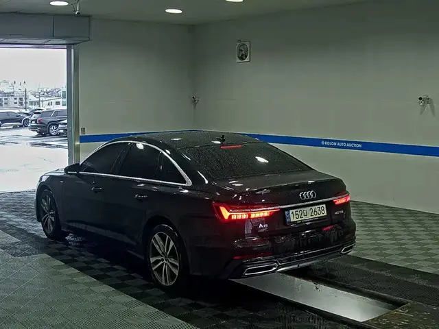 AUDI A6 PREMIUM 2022