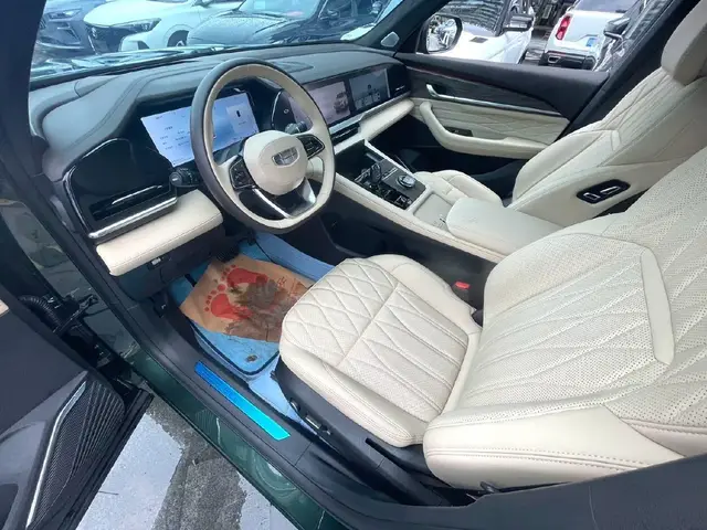 GEELY XINGYUE L 2025