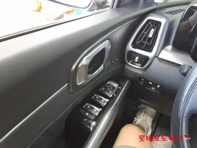 KIA SORENTO MQ4 NOBLESSE 2022