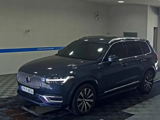 VOLVO XC90 2021