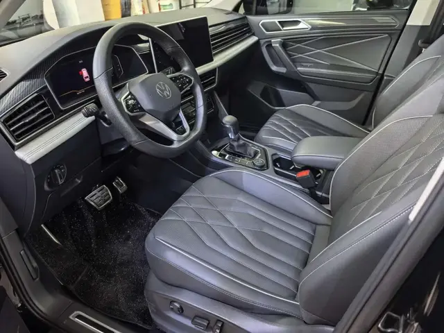VOLKSWAGEN TIGUAN L PREMIUM 2023