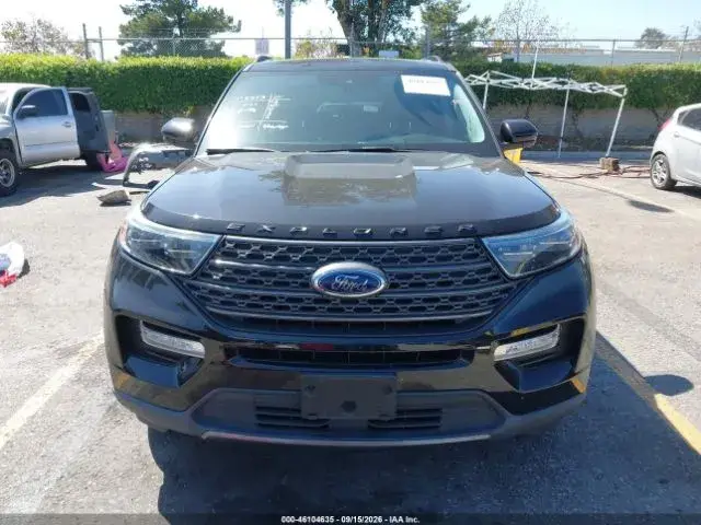 FORD EXPLORER XLT 2022