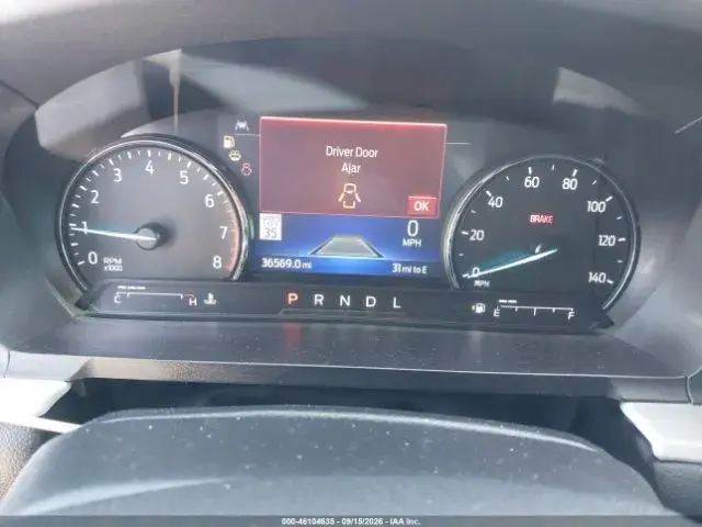 FORD EXPLORER XLT 2022