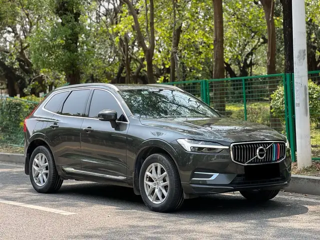 VOLVO XC60 T5 LUXURY VERSION 2021