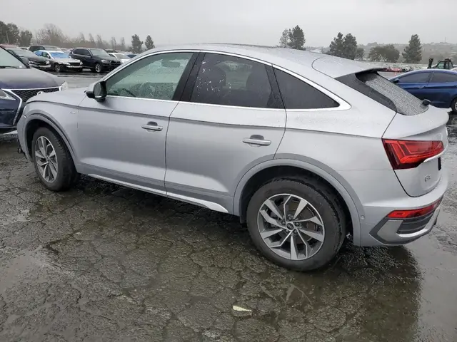 AUDI Q5 2022