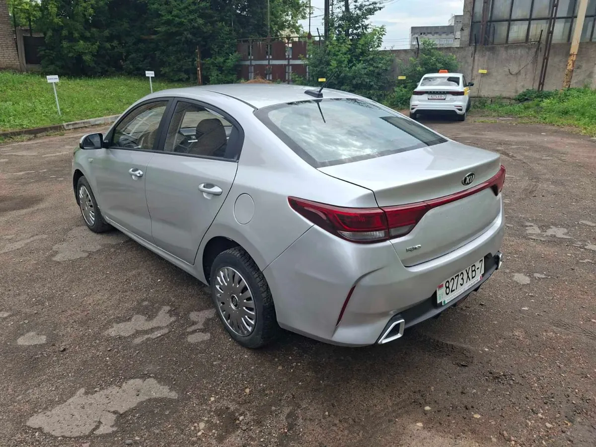 KIA RIO 2020