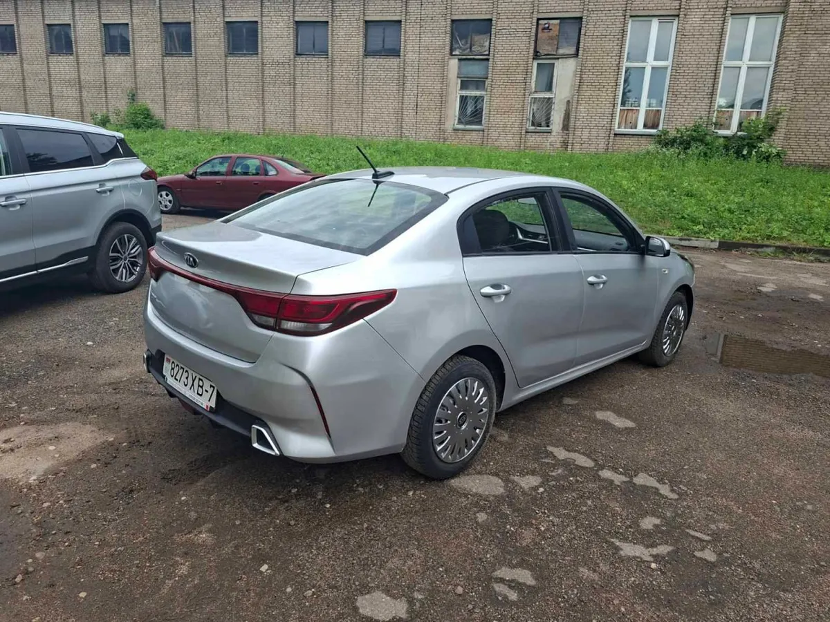 KIA RIO 2020