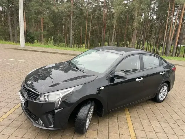 KIA RIO 2021