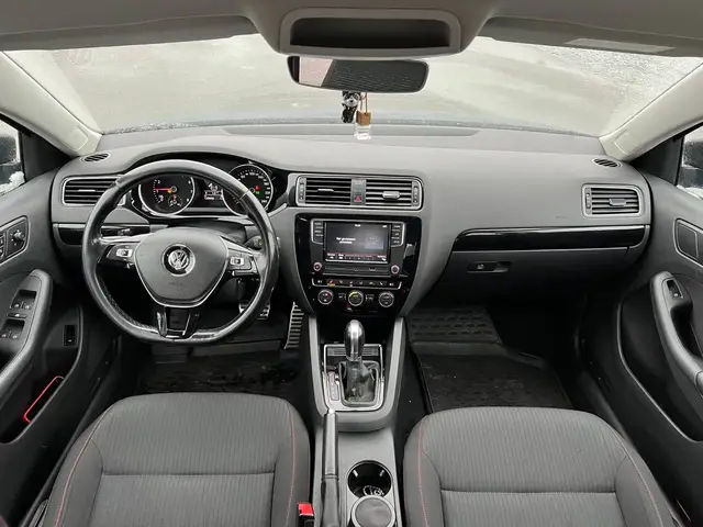 VOLKSWAGEN JETTA 2017