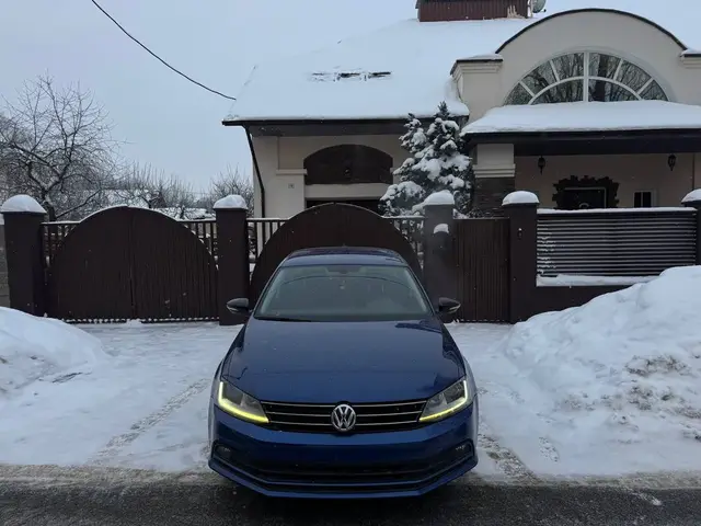 VOLKSWAGEN JETTA 2017
