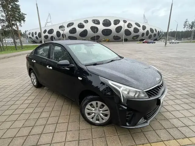 KIA RIO 2021