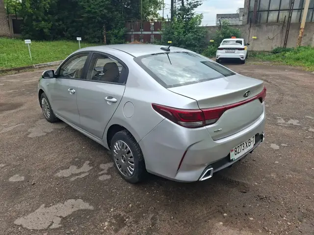 KIA RIO 2020