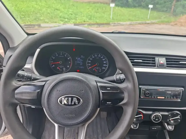 KIA RIO 2020