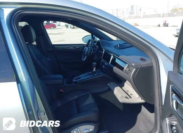 PORSCHE MACAN 2020