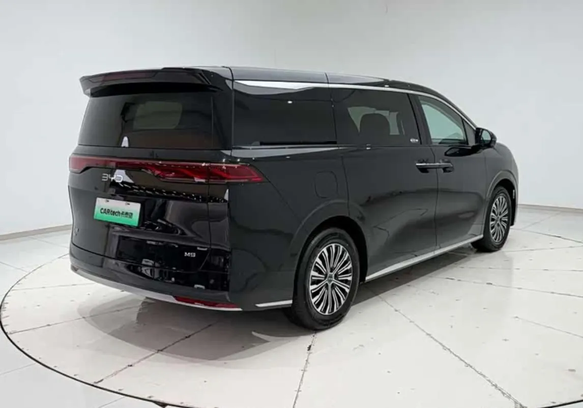 BYD M9 MPV КЛИМАТ-КОНТРОЛЬ ПАНОРАМНАЯ КРЫША КРУИЗ-КОНТРОЛЬ КАМЕРЫ 360 ЭЛЕКТРОПРИВОД СИДЕНИЙ 2025
