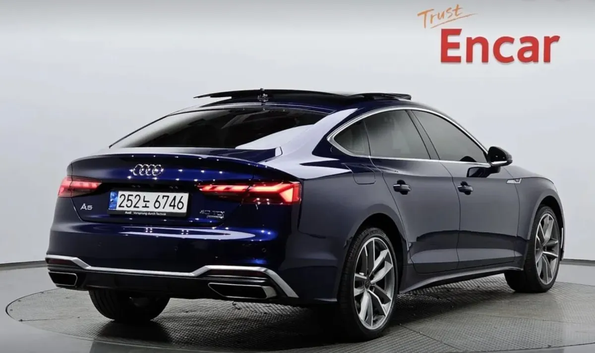 AUDI A5 КЛИМАТ-КОНТРОЛЬ КРУИЗ-КОНТРОЛЬ ПАНОРАМНАЯ КРЫША 2021