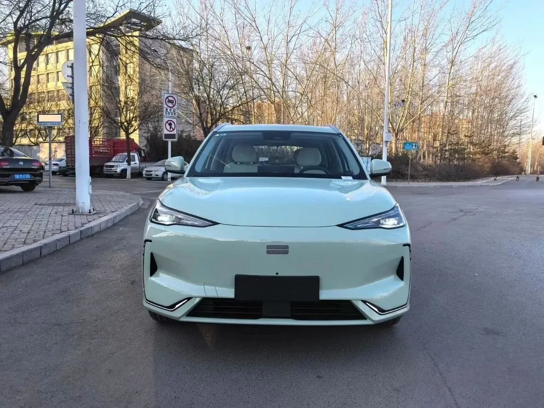 GEELY E5 2024