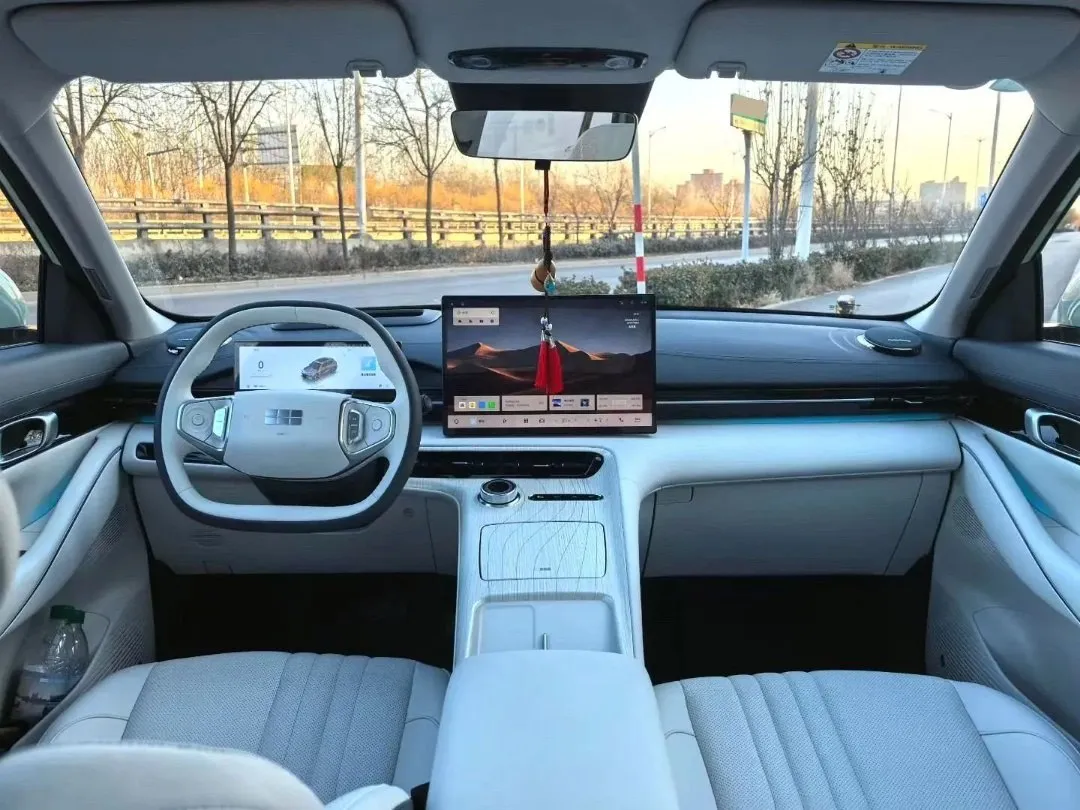 GEELY E5 2024