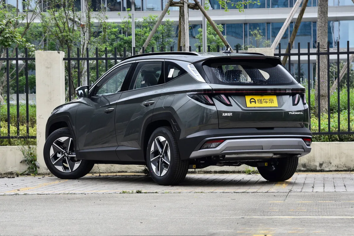 HYUNDAI TUCSON PREMIUM 2026