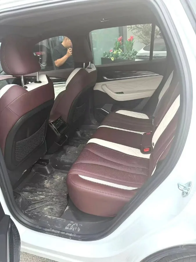 GEELY MONJARO PREMIUM 2022