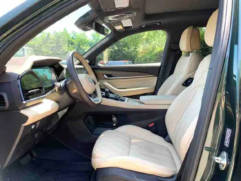 GEELY XINGYUE L 2024