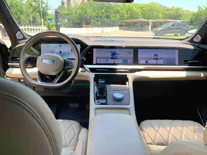 GEELY XINGYUE L 2024