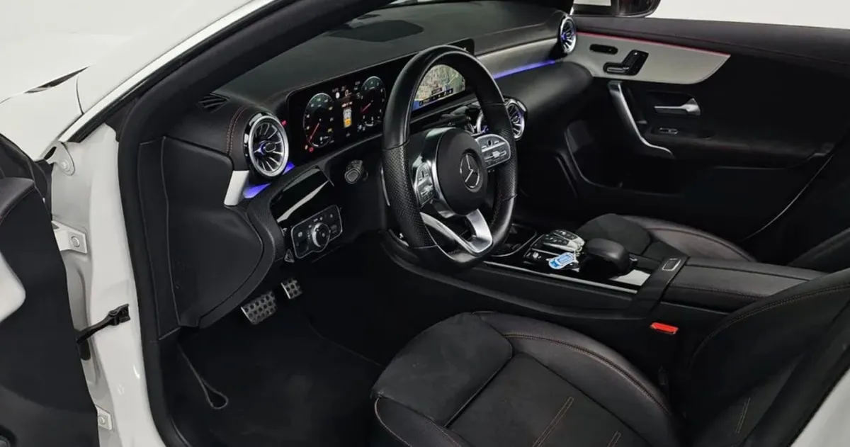 MERCEDES-BENZ CLA КЛИМАТ-КОНТРОЛЬ КРУИЗ-КОНТРОЛЬ ЭЛЕКТРО СИДЕНЬЯ КАМЕРА ЗАДНЕГО ВИДА АМБИЕНТ ЛЮК 2022