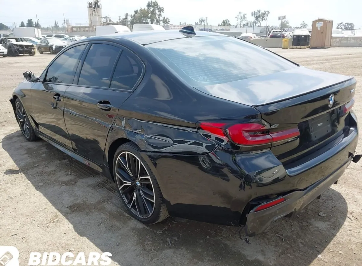BMW 5 SERIES 2023