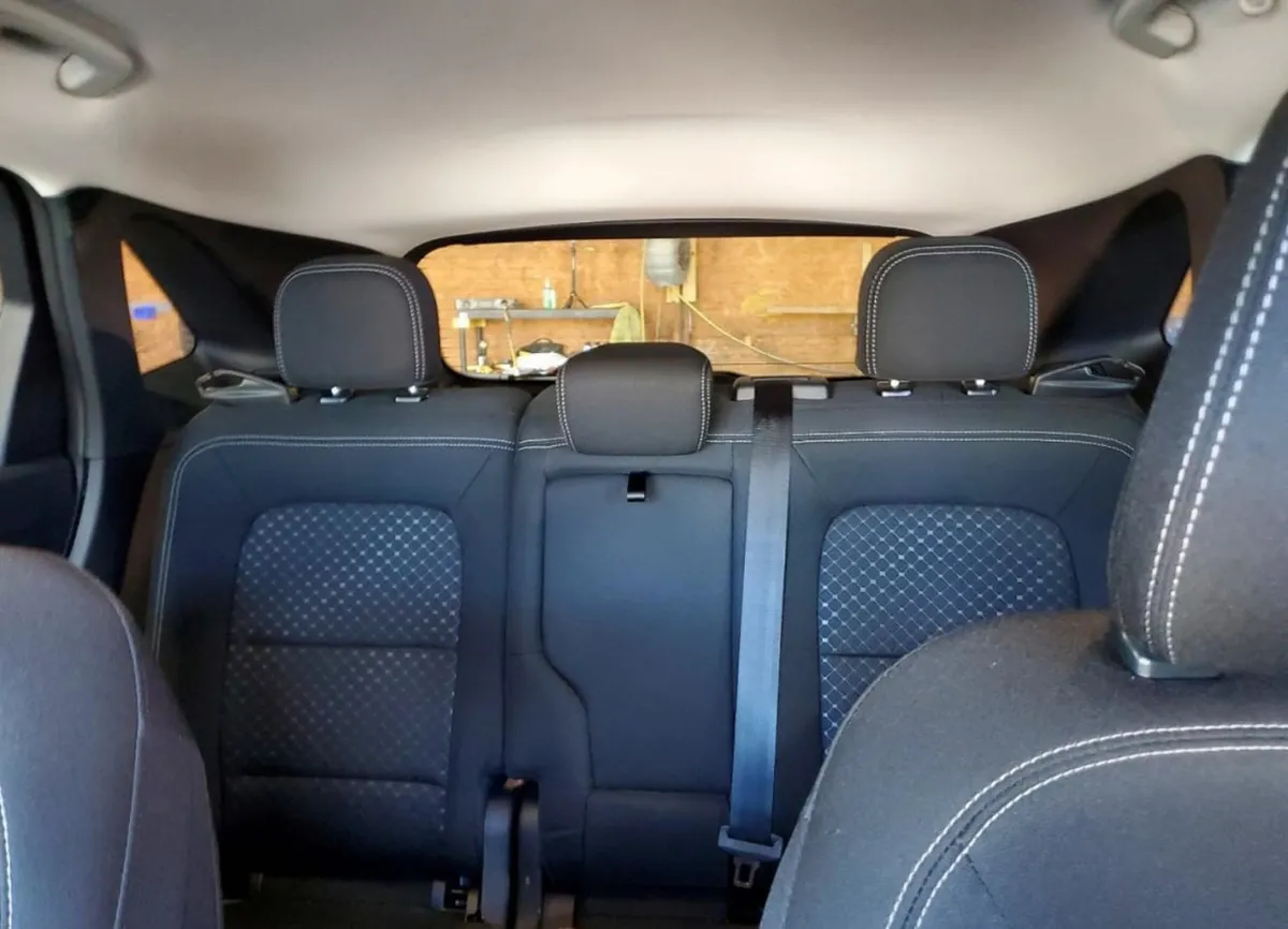 FORD ESCAPE 2025
