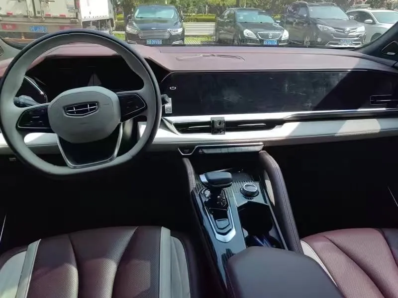 GEELY MONJARO 2021