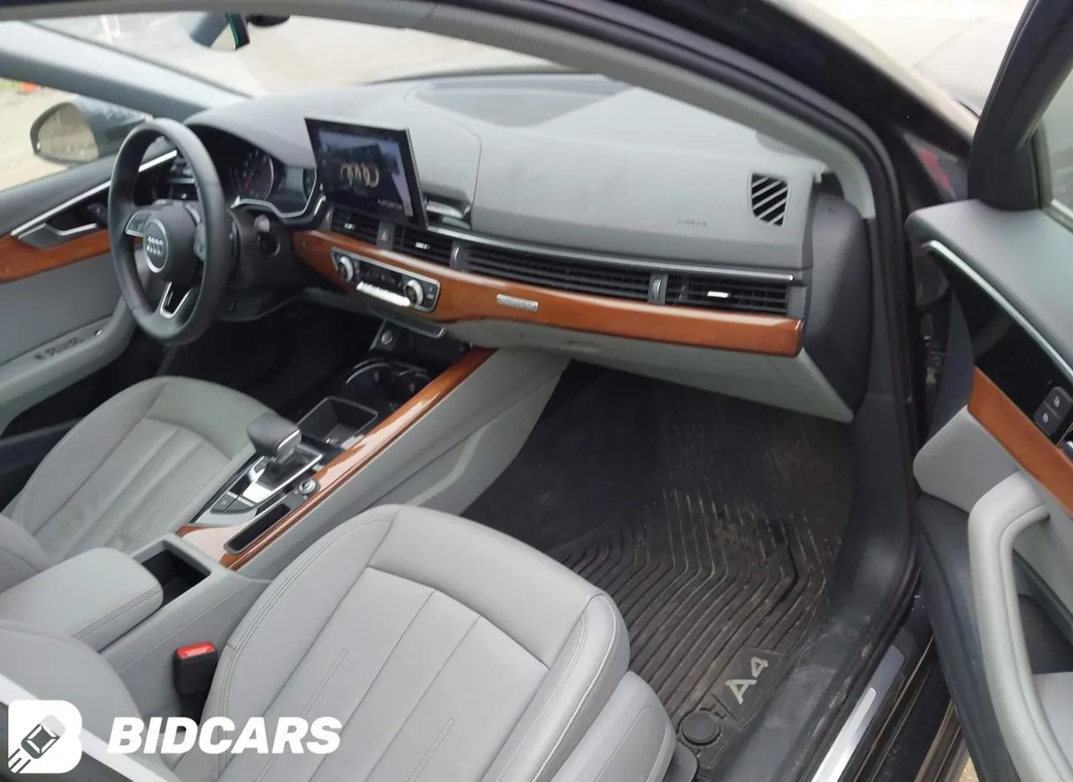 AUDI A4 PREMIUM 2023