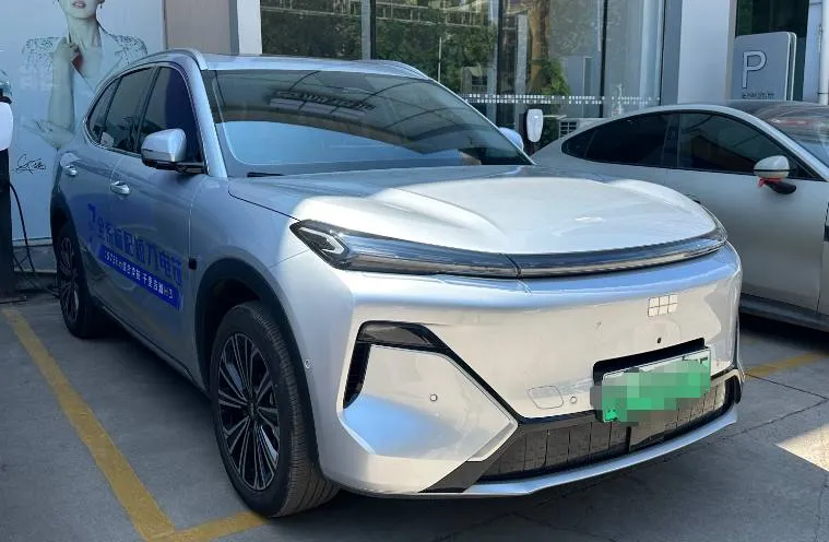 GEELY GALAXY STARSHIP 7 2025