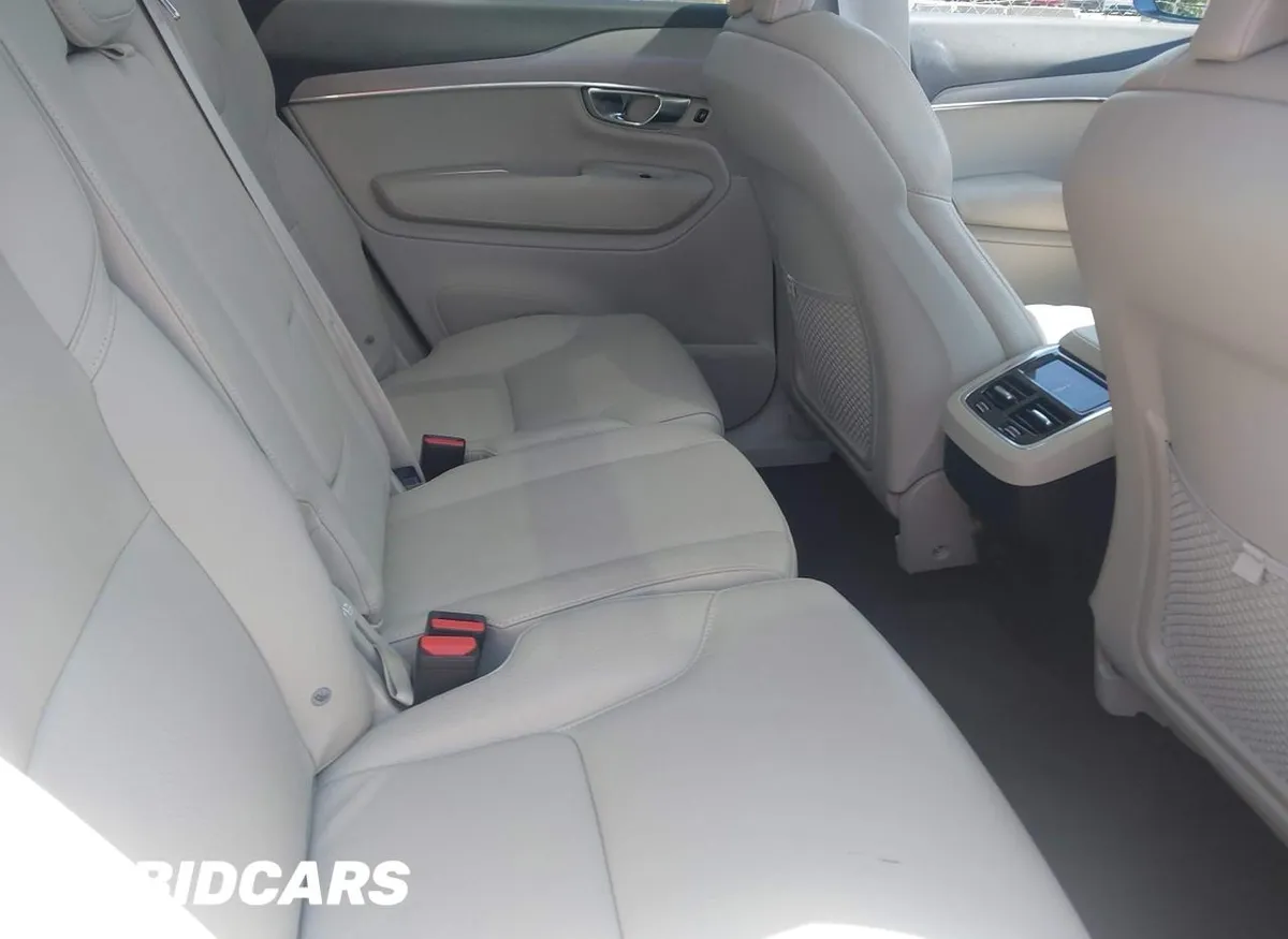 VOLVO XC90 T5 MOMENTUM 2022