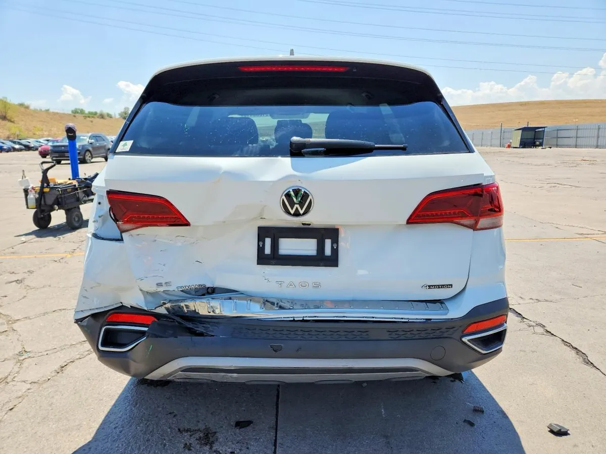 VOLKSWAGEN TAOS SE 2022