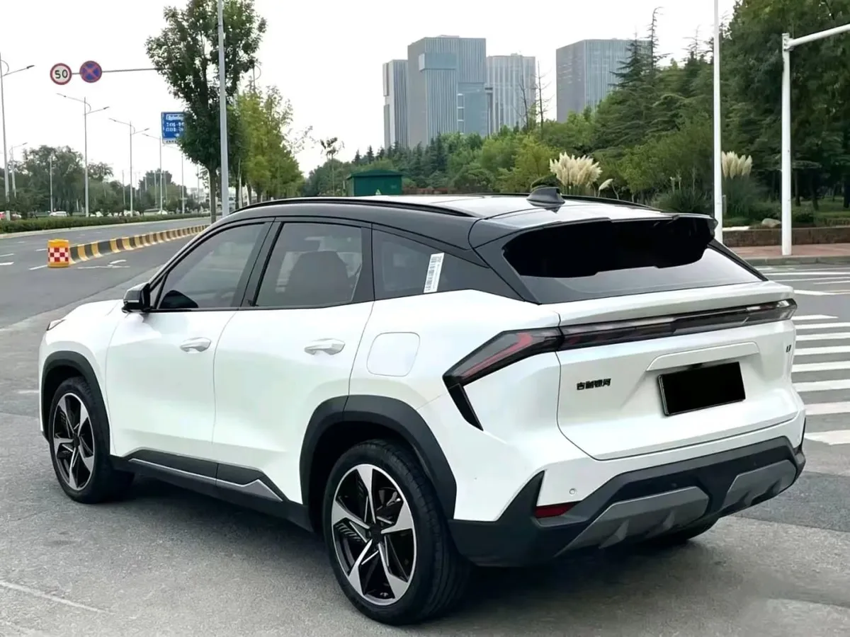 GEELY GALAXY L7 STARSHIP EDITION 2023