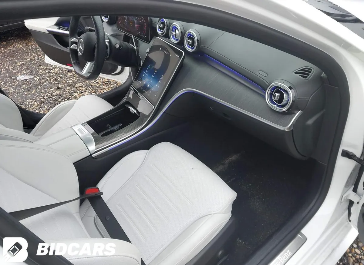 MERCEDES-BENZ C-CLASS C 300 2023
