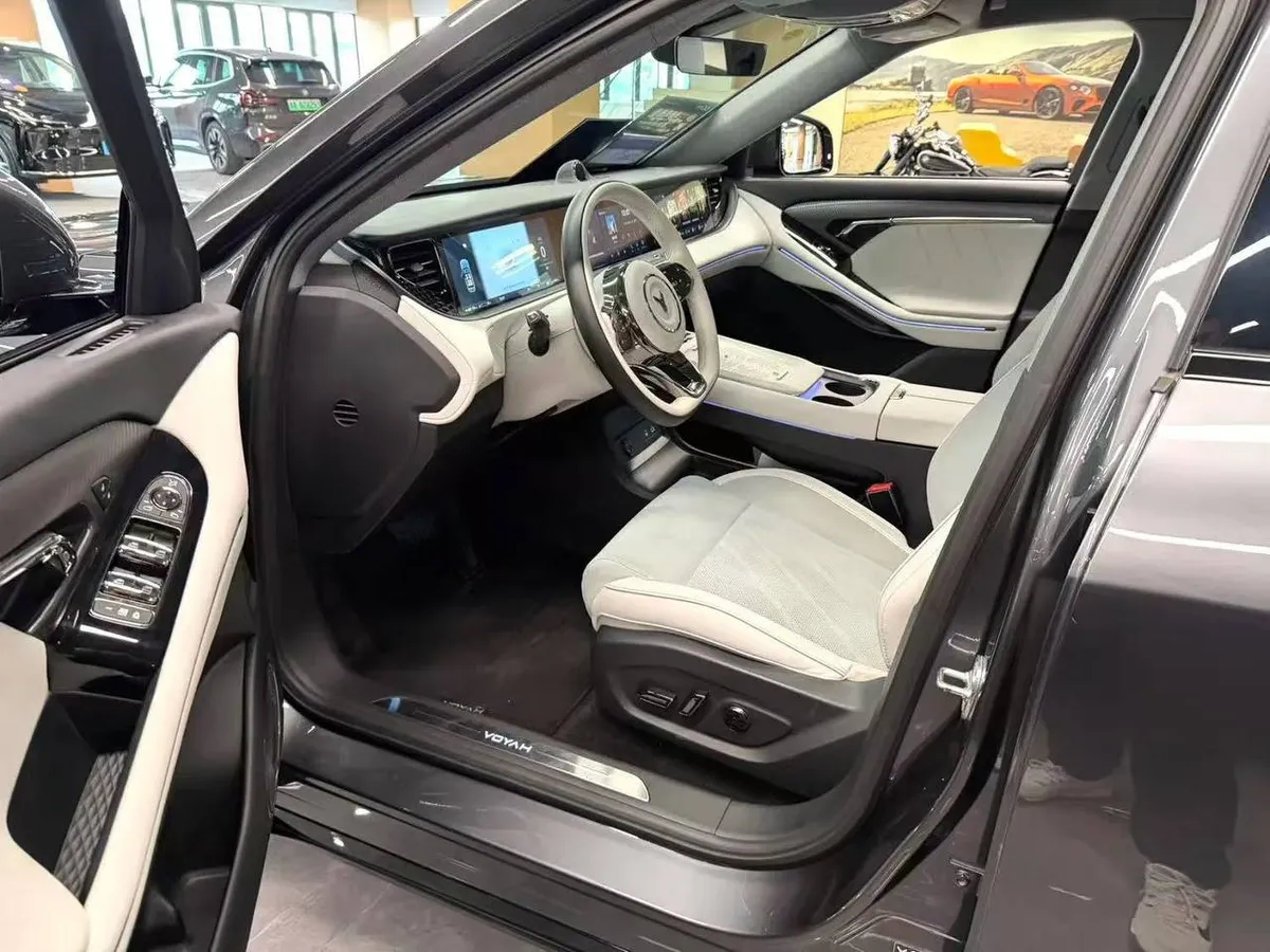 VOYAH FREE 318 4WD EXPLORER EDITION 2025