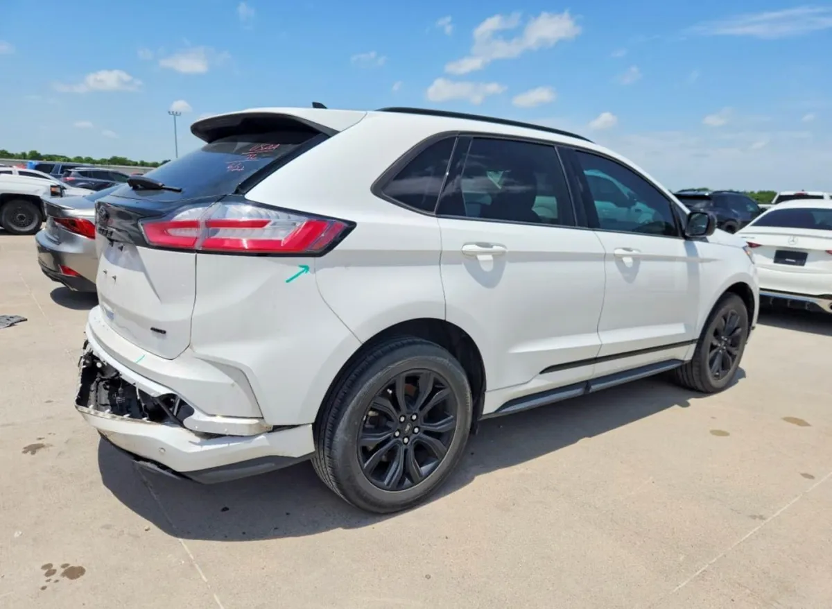 FORD EDGE SE 2024