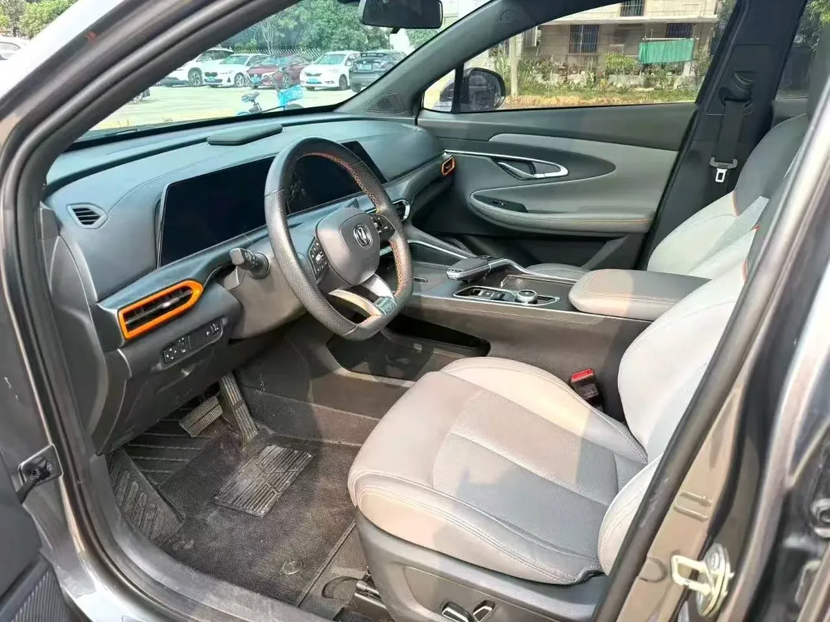 CHANGAN UNI 1.5T PREMIUM EDITION 2022