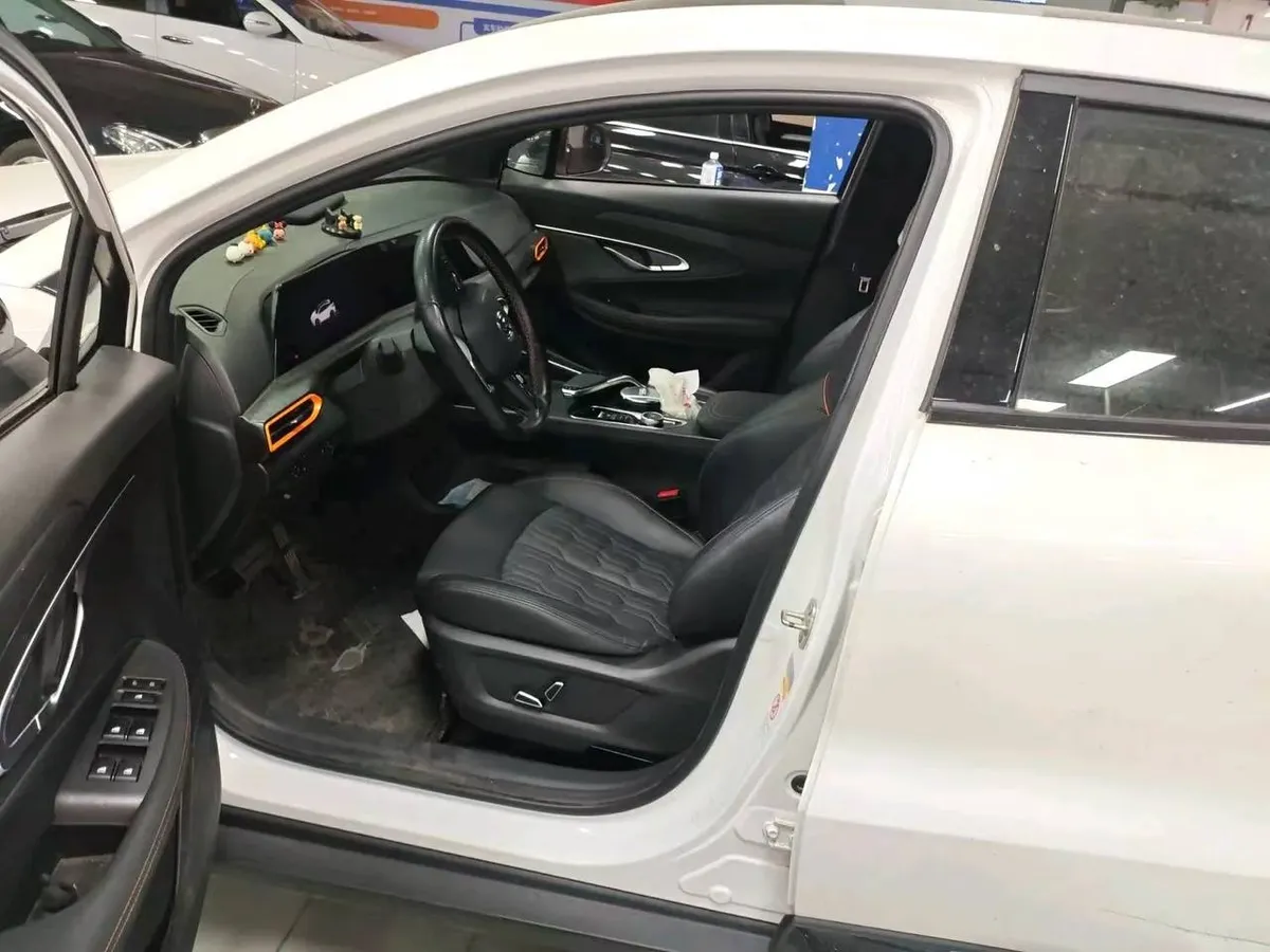 CHANGAN UNI 1.5T PREMIUM EDITION 2022