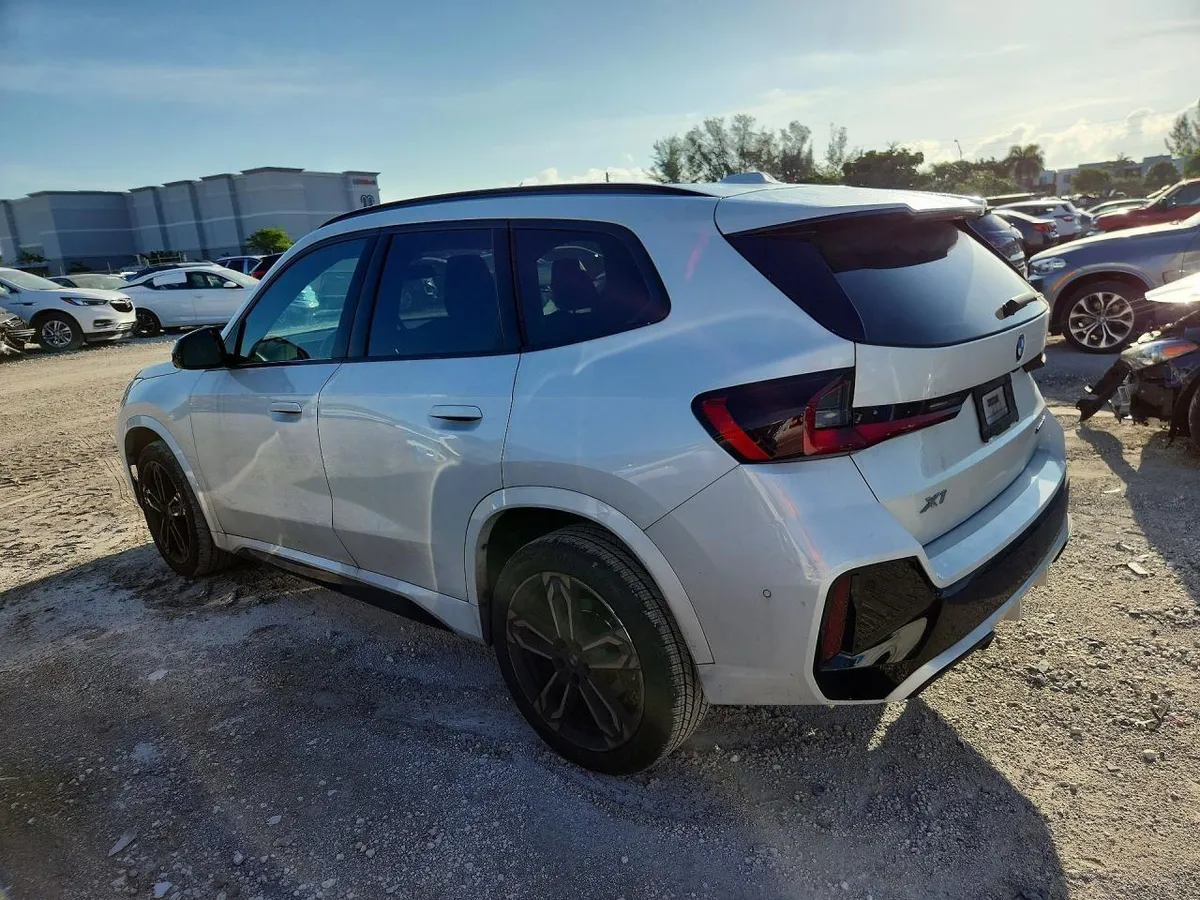 BMW X1 2023