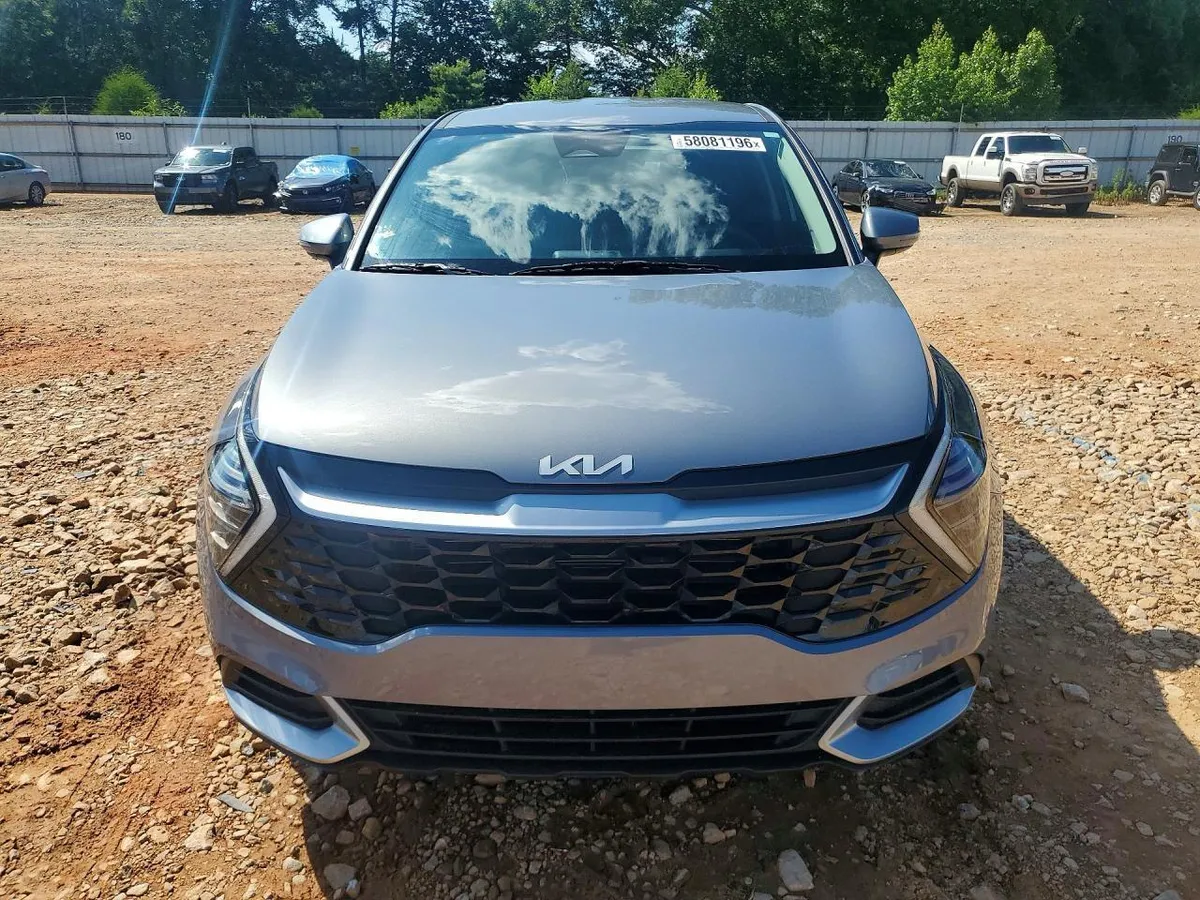 KIA SPORTAGE EX 2023