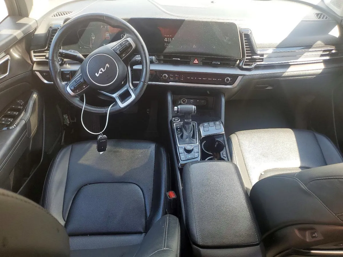 KIA SPORTAGE EX 2023