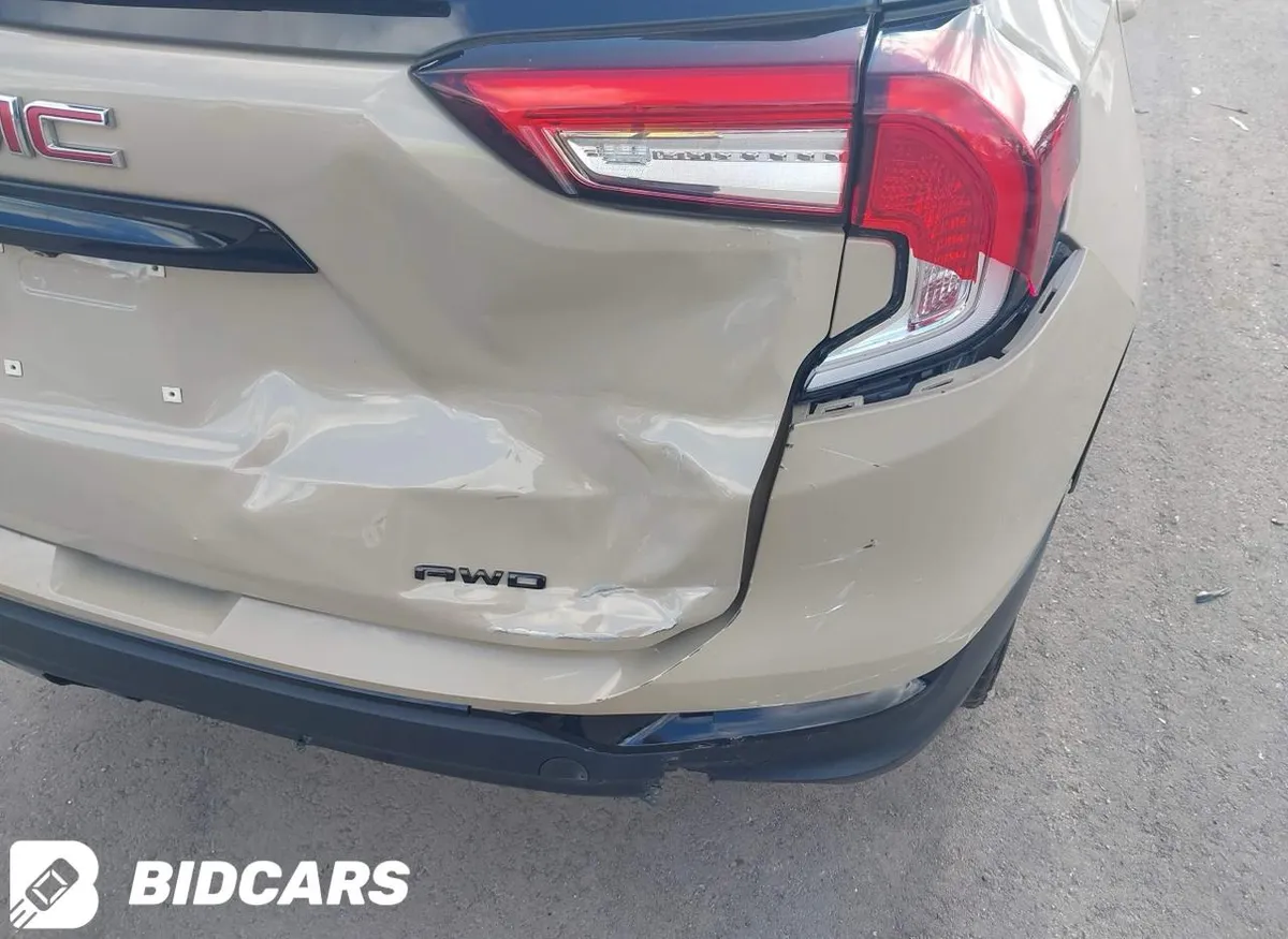 GMC TERRAIN SLT 2022